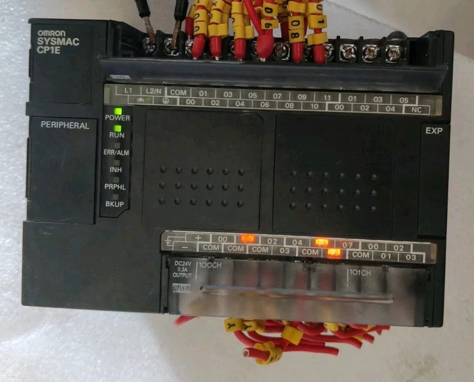 OMRON CP1E-E30DR-A PROGRAMMABLE CONTROLLER TESTED OK